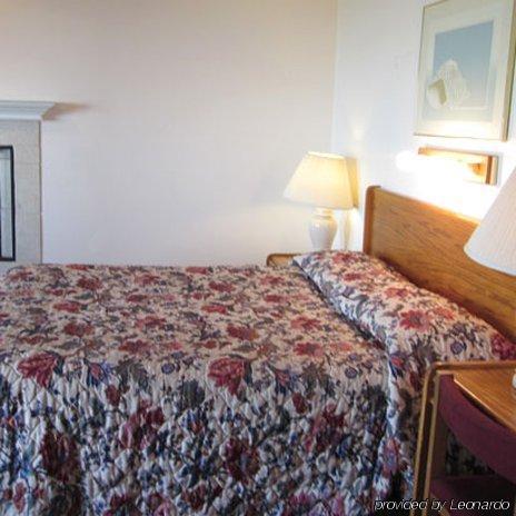 לינקולן סיטי Cozy Cove Beachfront Resort Inn חדר תמונה