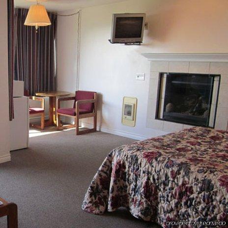 לינקולן סיטי Cozy Cove Beachfront Resort Inn חדר תמונה
